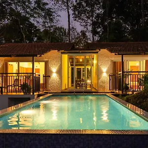  Bed & Breakfast Tealawn Pool Villa, India